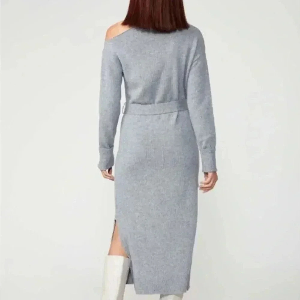 Tag attached PAIGE xxs sweater dress.